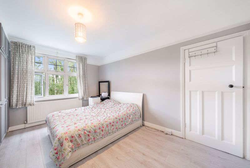 Main Bedroom- click for photo gallery